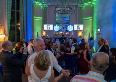 Fill The Floor Discos | Wedding & Party DJ Hire in Buckinghamshire & Hertfordshire