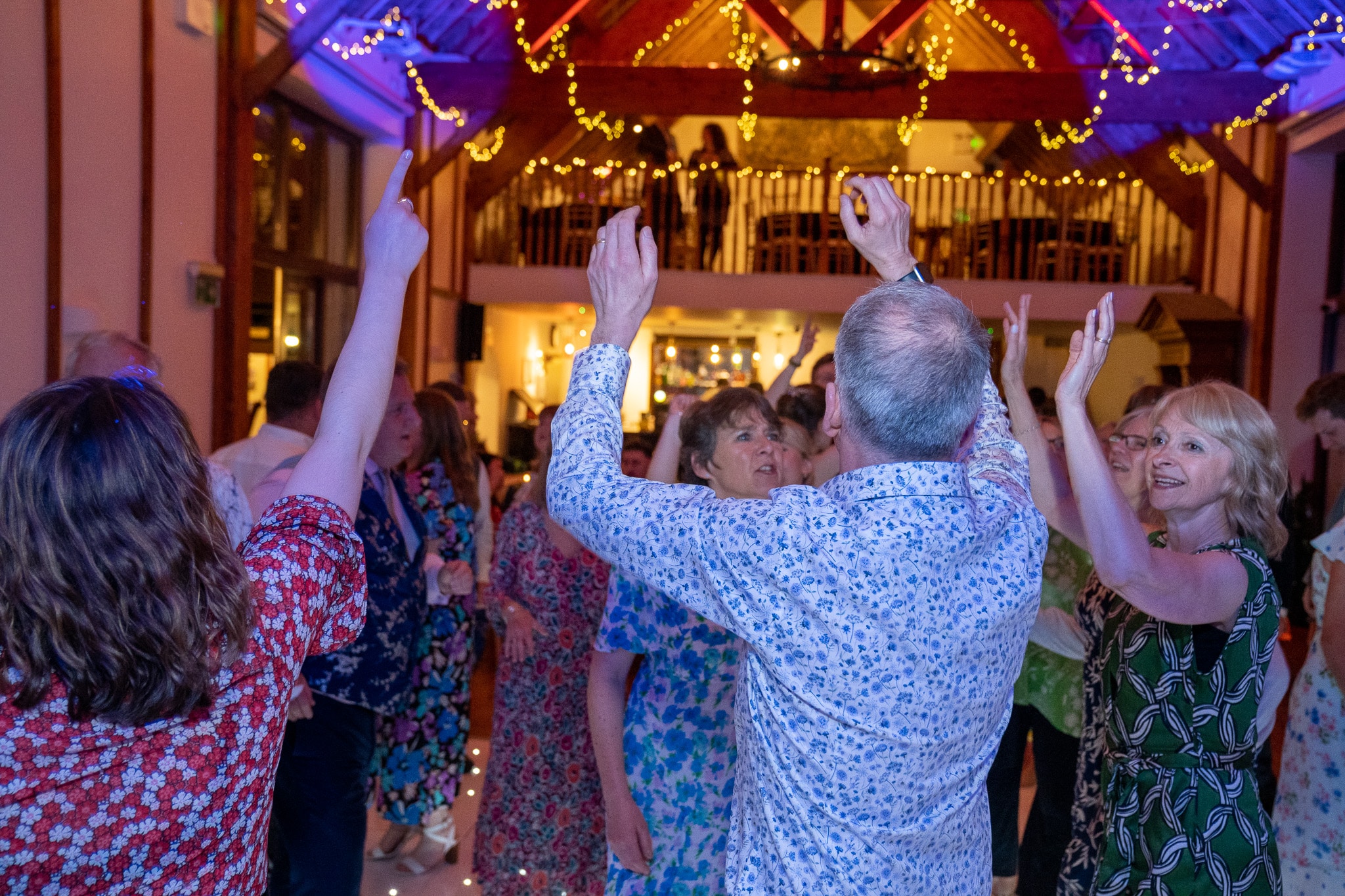 Fill The Floor Discos | Wedding & Party DJ Hire in Buckinghamshire & Hertfordshire