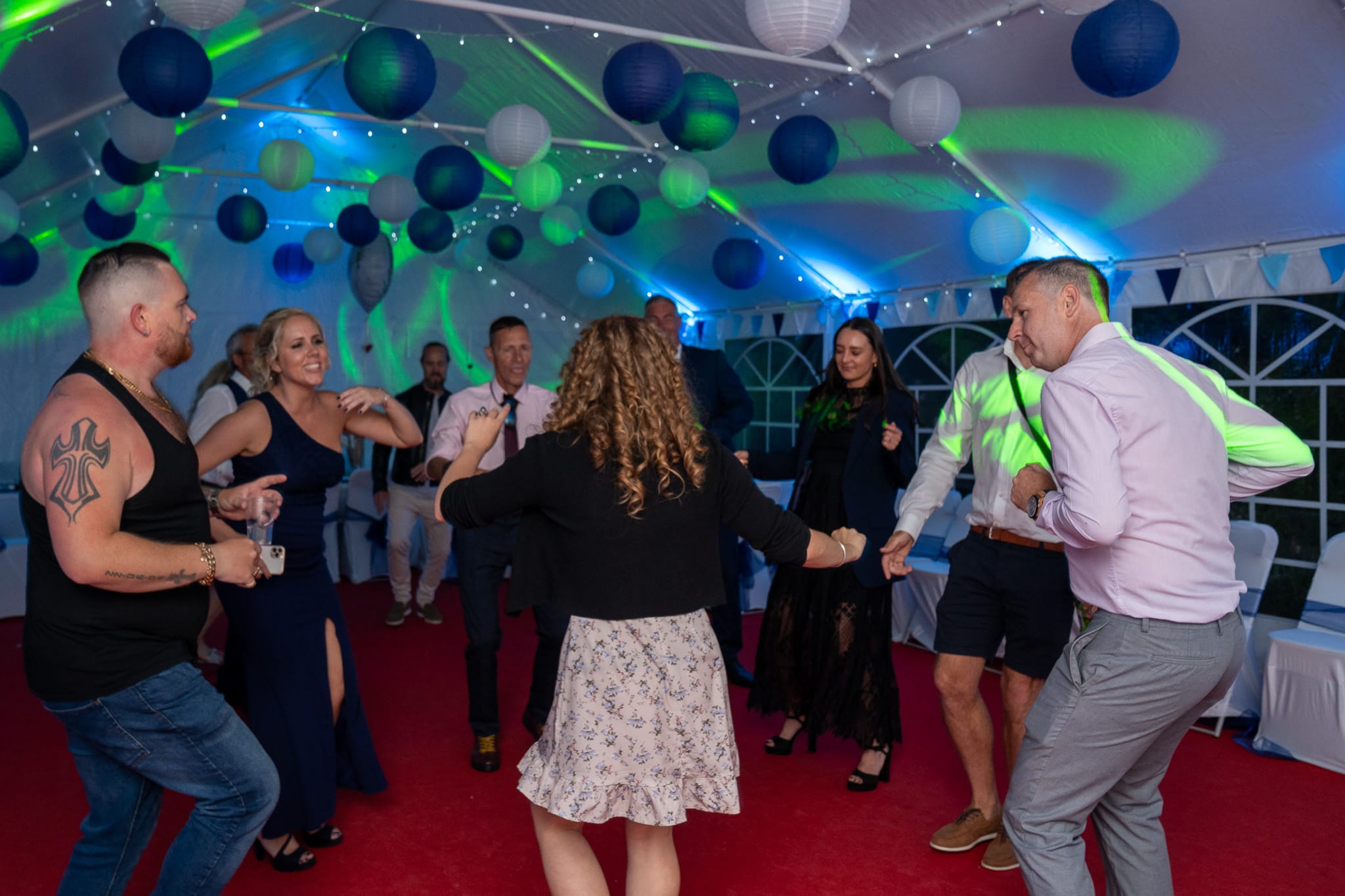 Fill The Floor Discos | Wedding & Party DJ Hire in Buckinghamshire & Hertfordshire