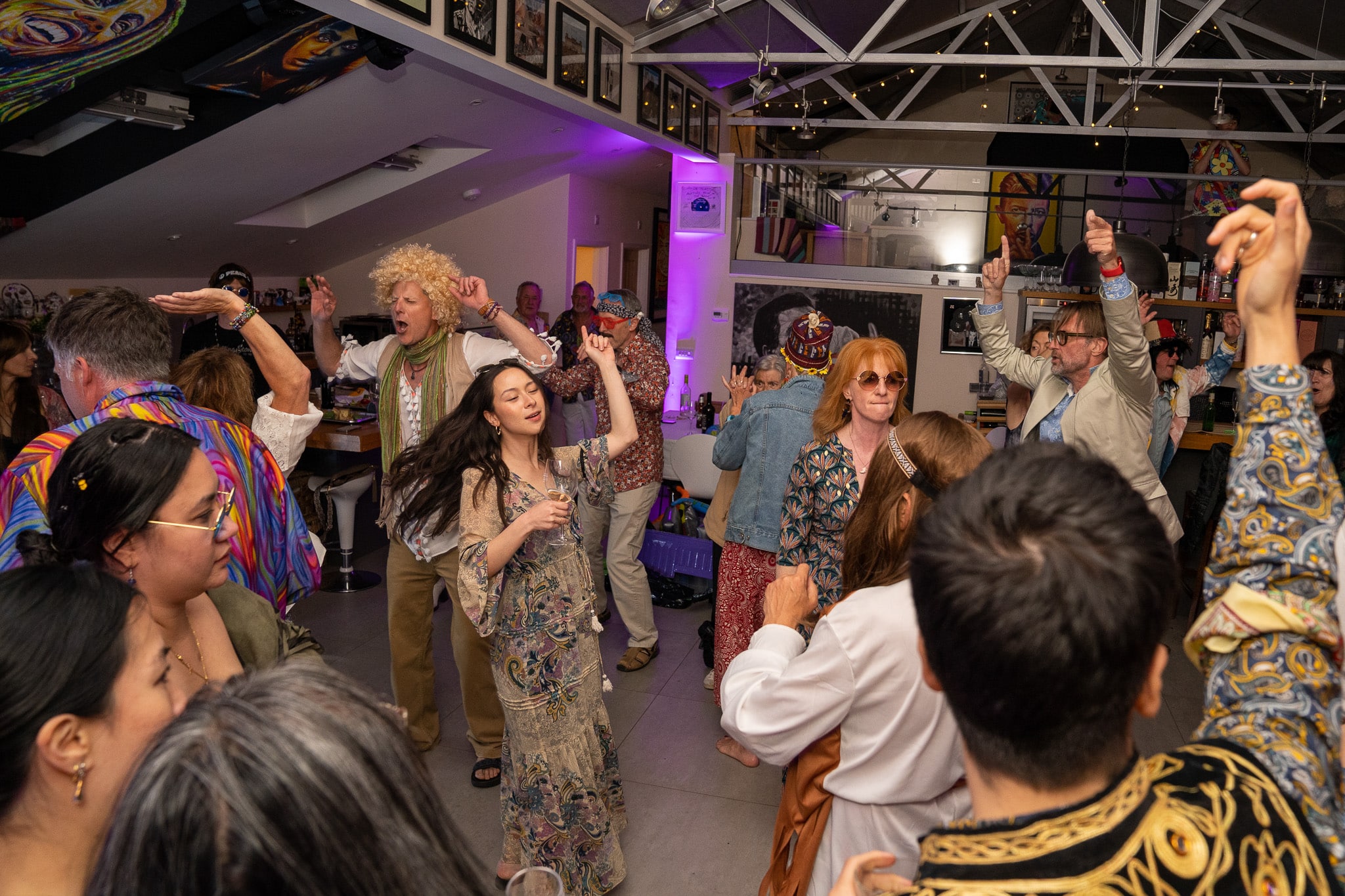 Fill The Floor Discos | Wedding & Party DJ Hire in Buckinghamshire & Hertfordshire