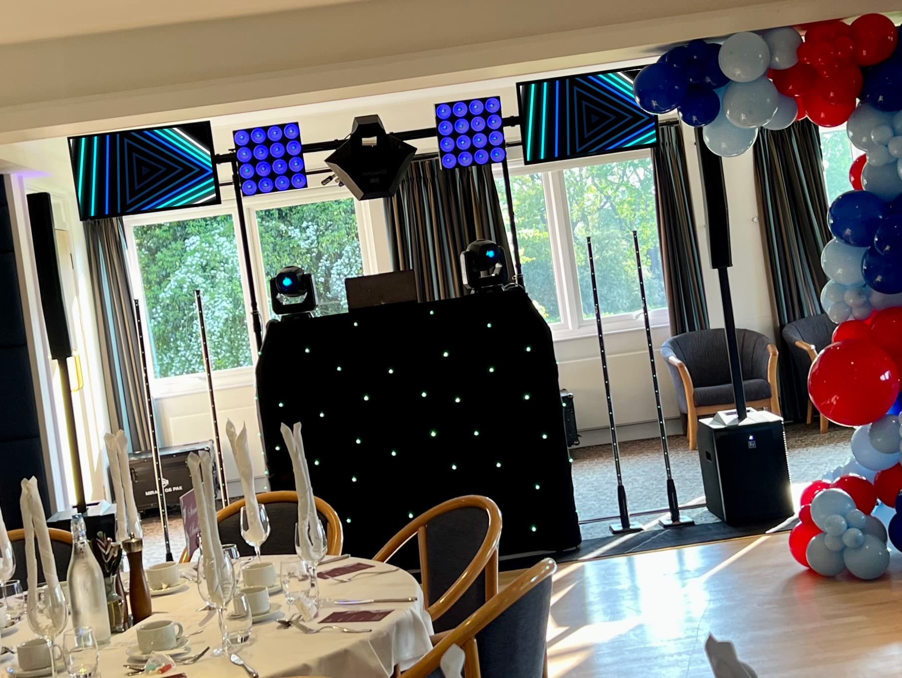 Fill The Floor Discos | Wedding & Party DJ Hire in Buckinghamshire & Hertfordshire