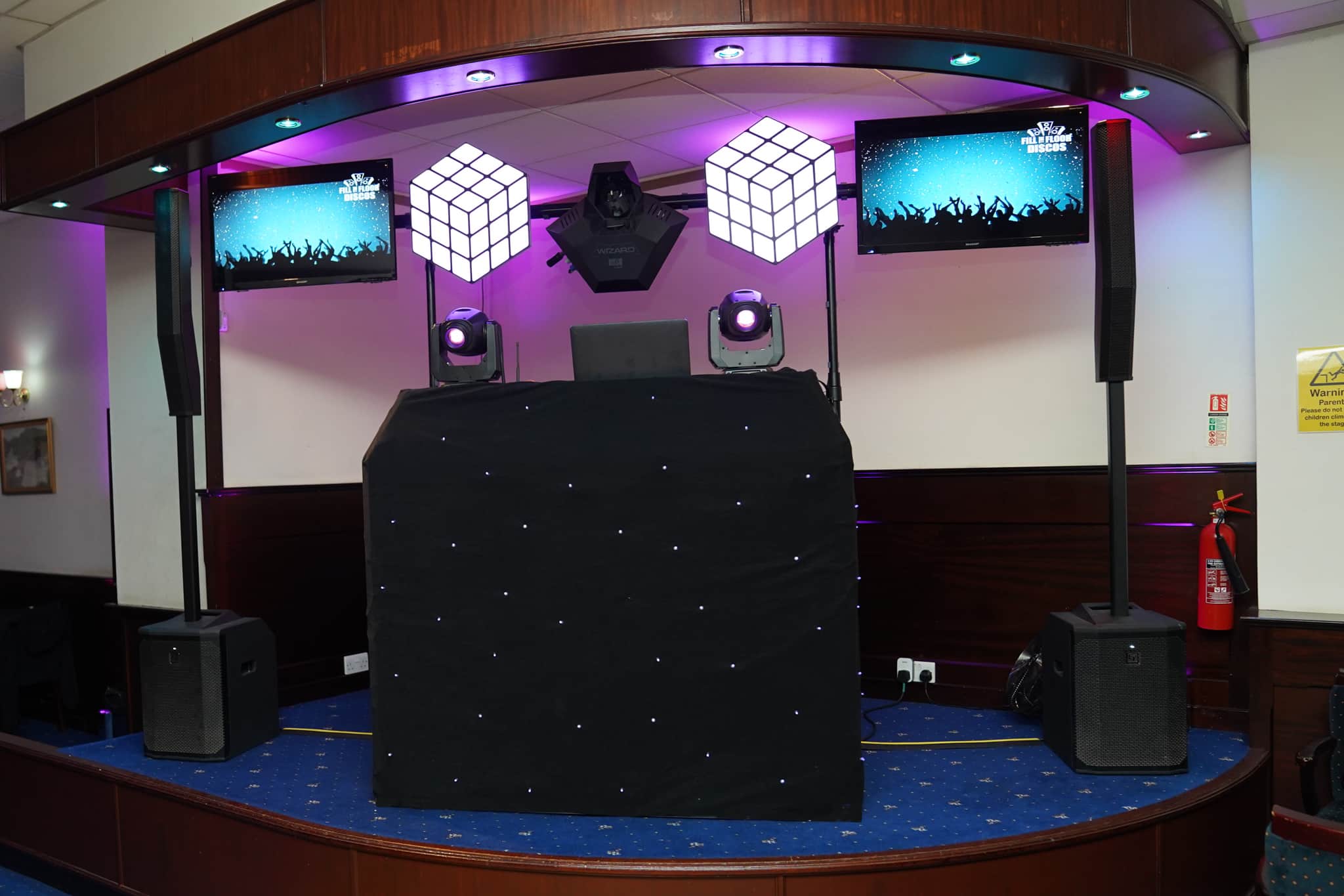 Fill The Floor Discos | Wedding & Party DJ Hire in Buckinghamshire & Hertfordshire