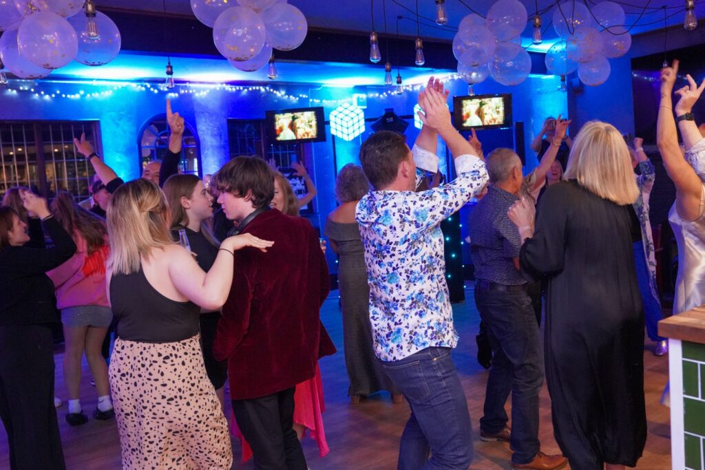 Claire & Martin&rsquo;s 50th - Fill The Floor Discos