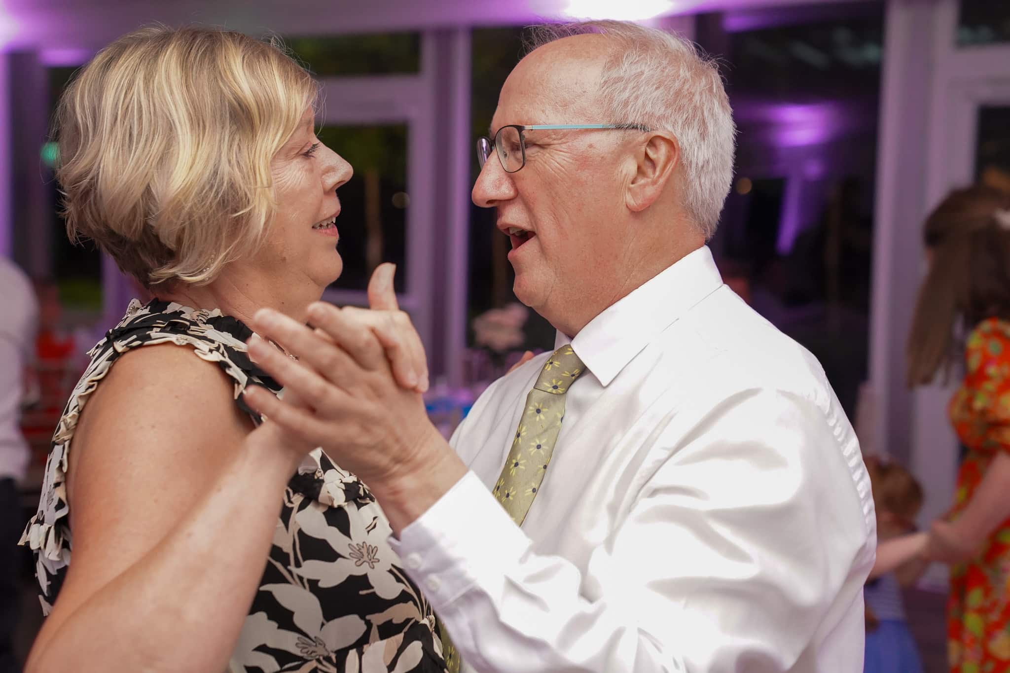 Fill The Floor Discos | Wedding & Party DJ Hire in Buckinghamshire & Hertfordshire