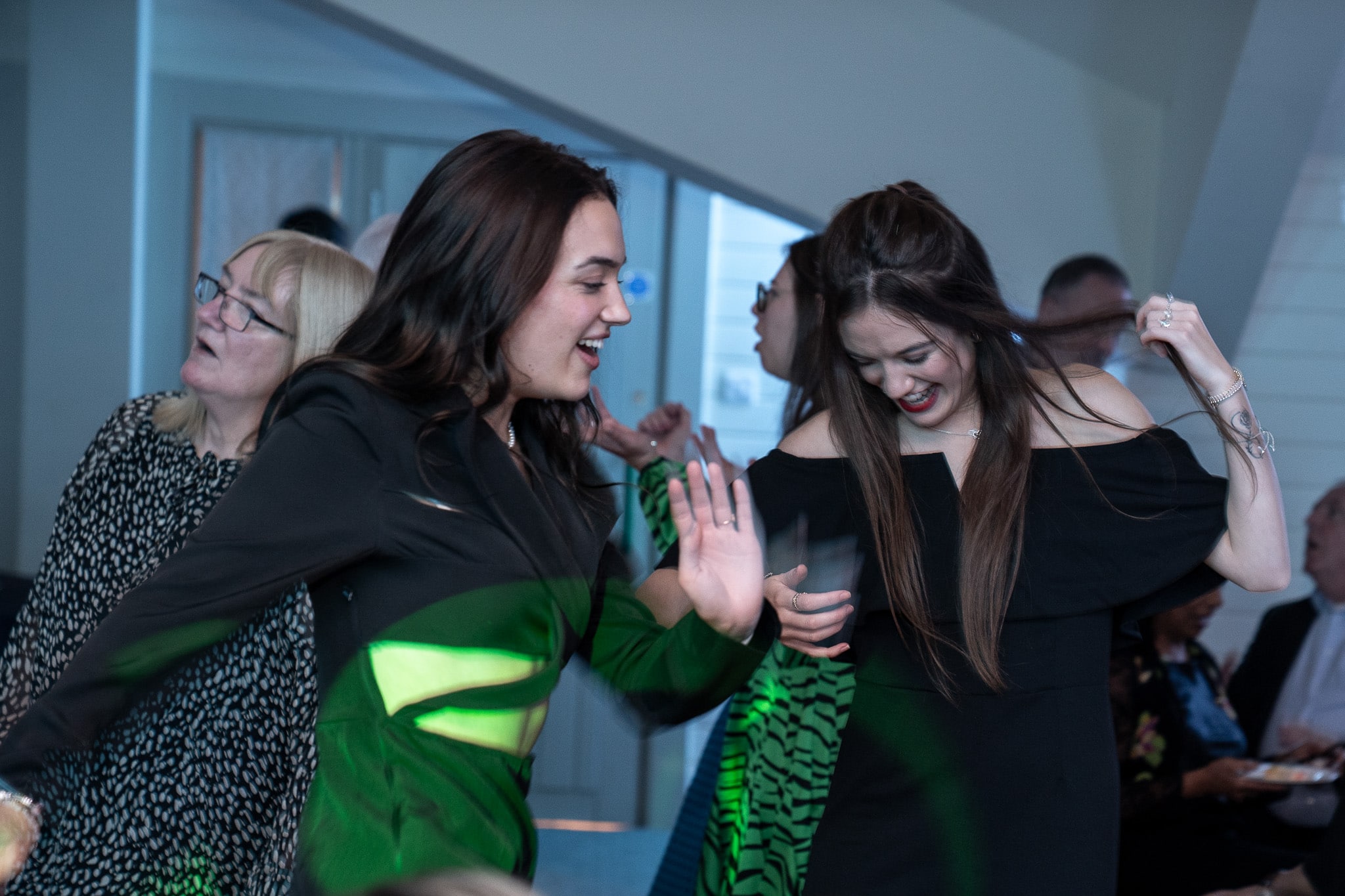 Fill The Floor Discos | Wedding & Party DJ Hire in Buckinghamshire & Hertfordshire
