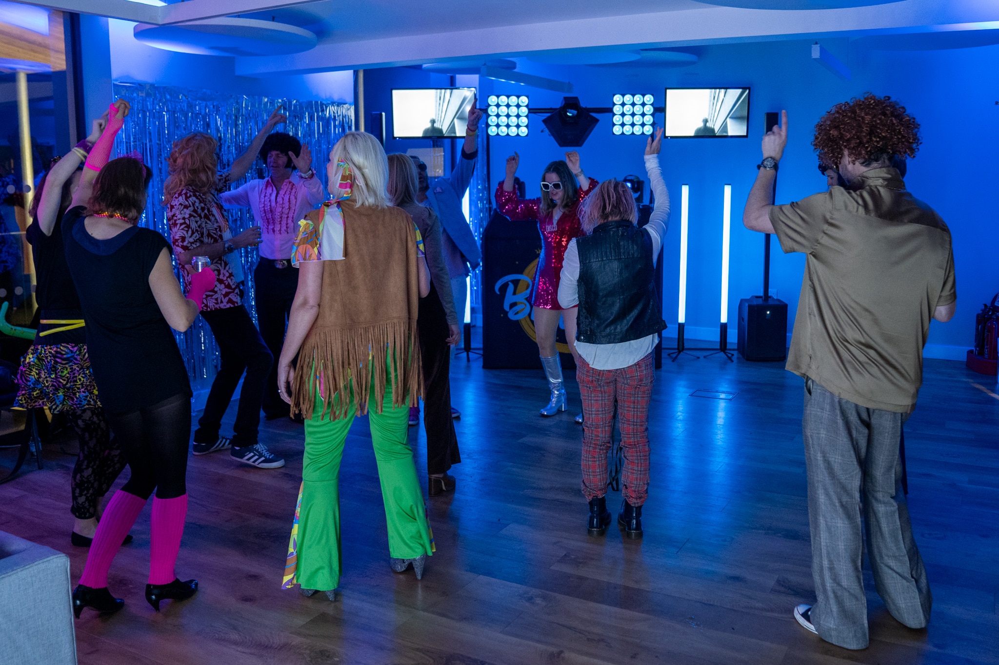 Fill The Floor Discos | Wedding & Party DJ Hire in Buckinghamshire & Hertfordshire