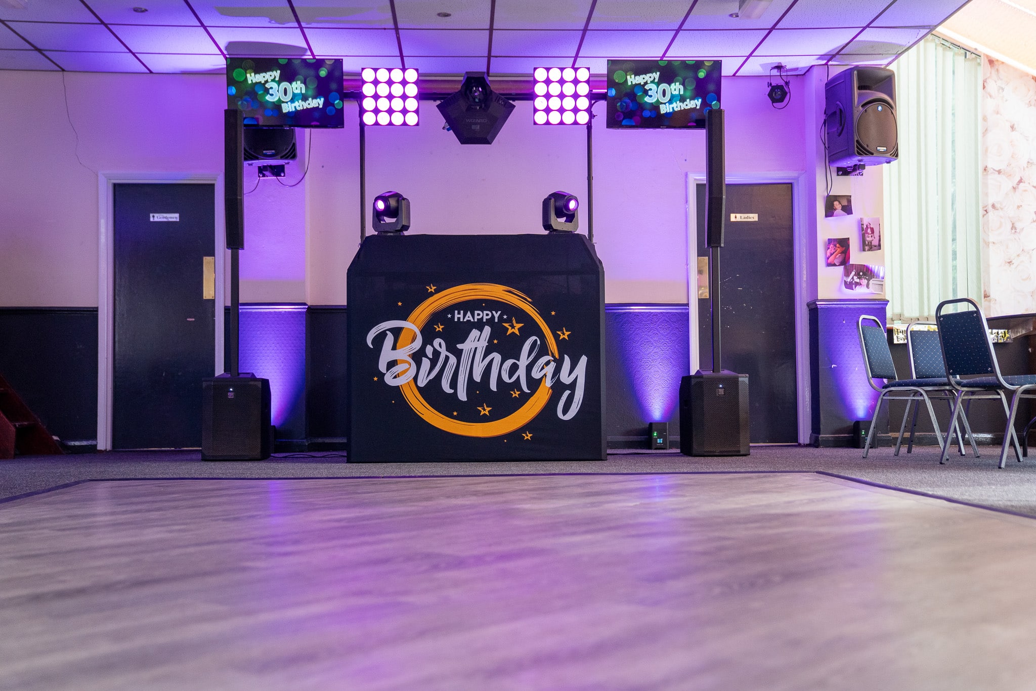 Fill The Floor Discos | Wedding & Party DJ Hire in Buckinghamshire & Hertfordshire