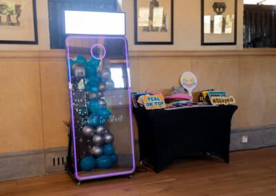 Fill The Floor Discos | Wedding & Party DJ Hire in Buckinghamshire & Hertfordshire