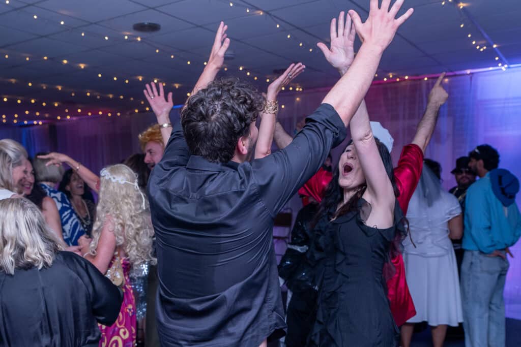 Party DJ Tring Cricket Club &mdash; packed dance floor with Fill The Floor Discos