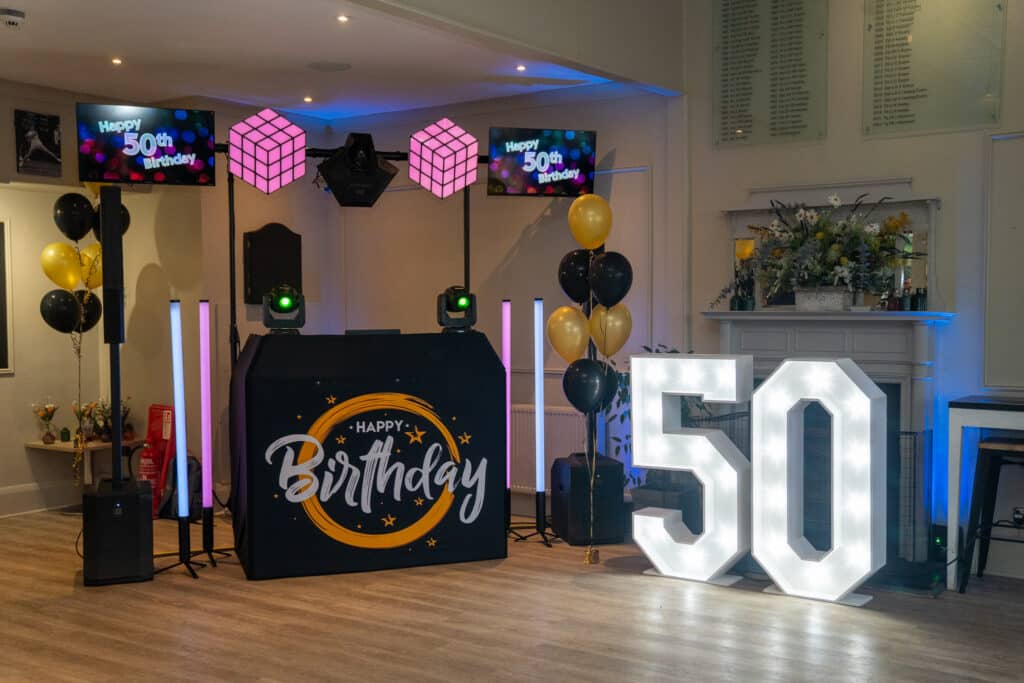 David&rsquo;s 50th birthday party at Halton Tennis Club - Fill The Floor Discos