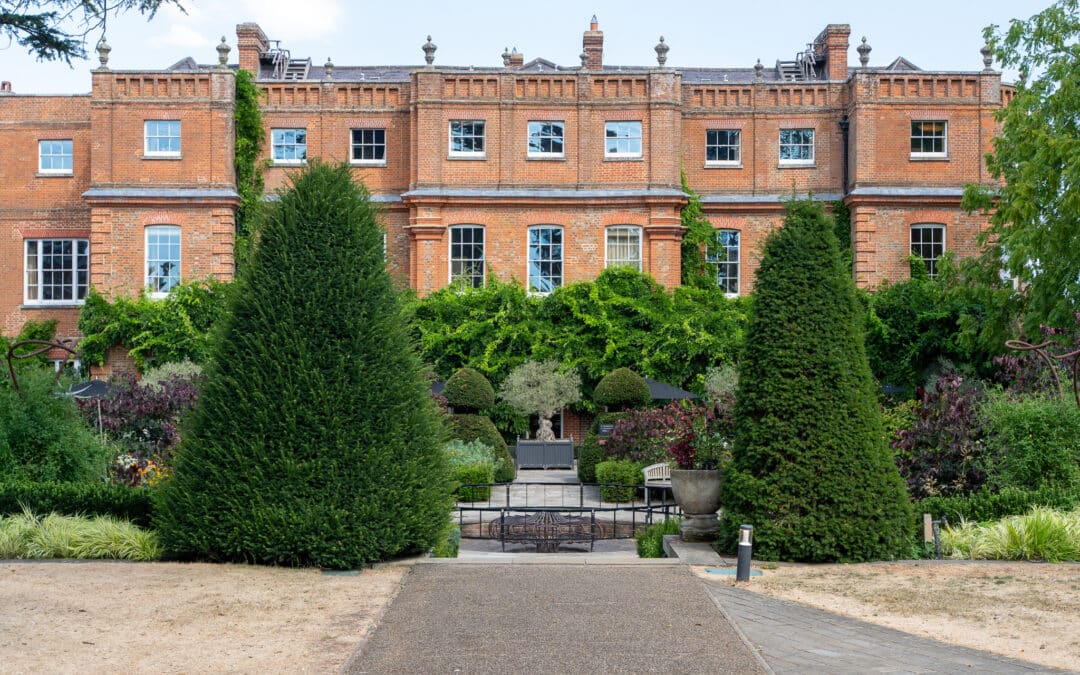 Top 10 Wedding Venues in Hertfordshire — From a Working Wedding DJ